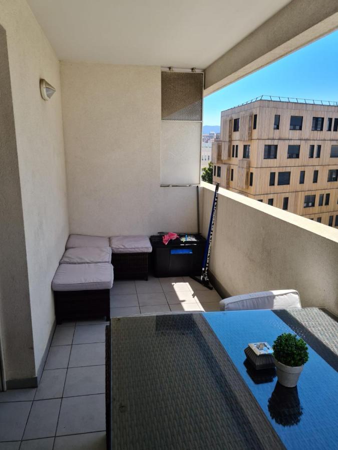 Appartement Lac Rose - Parking, Metro, Jusqu'A 4 Personnes Marseille Eksteriør bilde